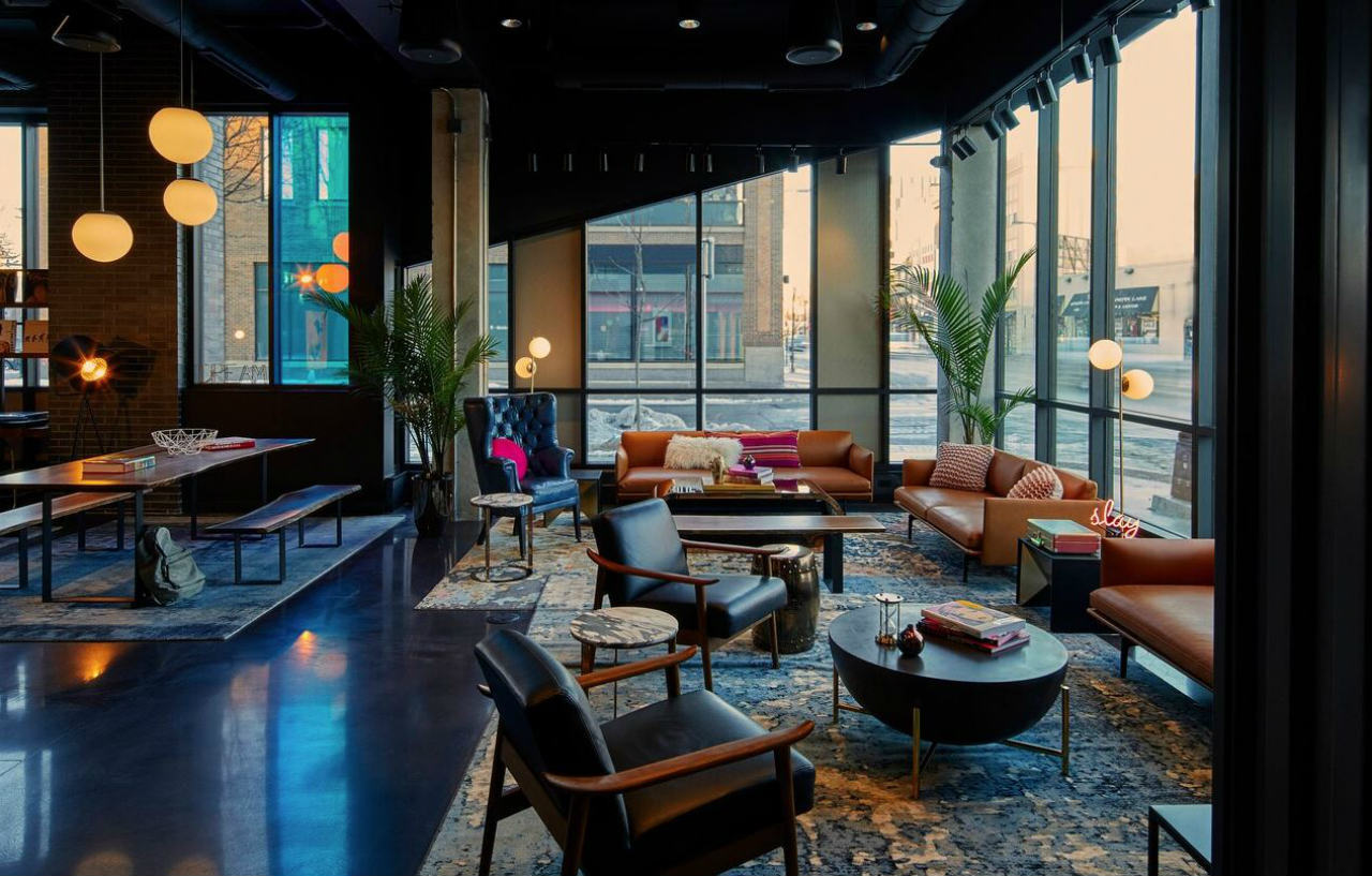 Moxy Minneapolis Uptown Exterior photo
